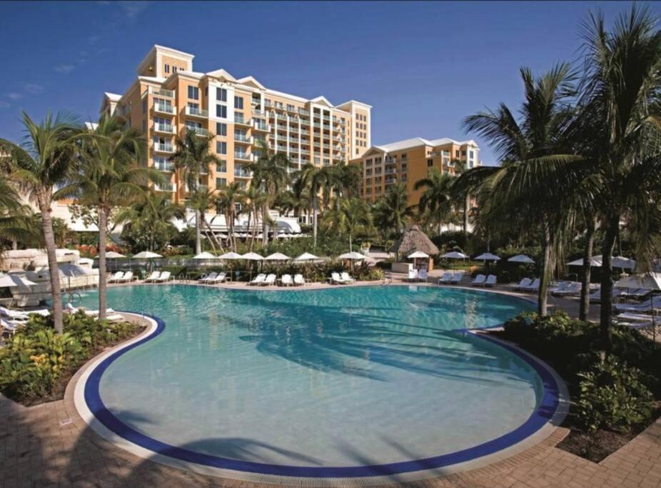 Charming 5 Star Condo Unit Situated At Ritz Carlton-Key Biscayne Miami Luaran gambar